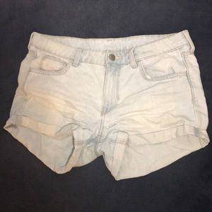 Super light wash shorts